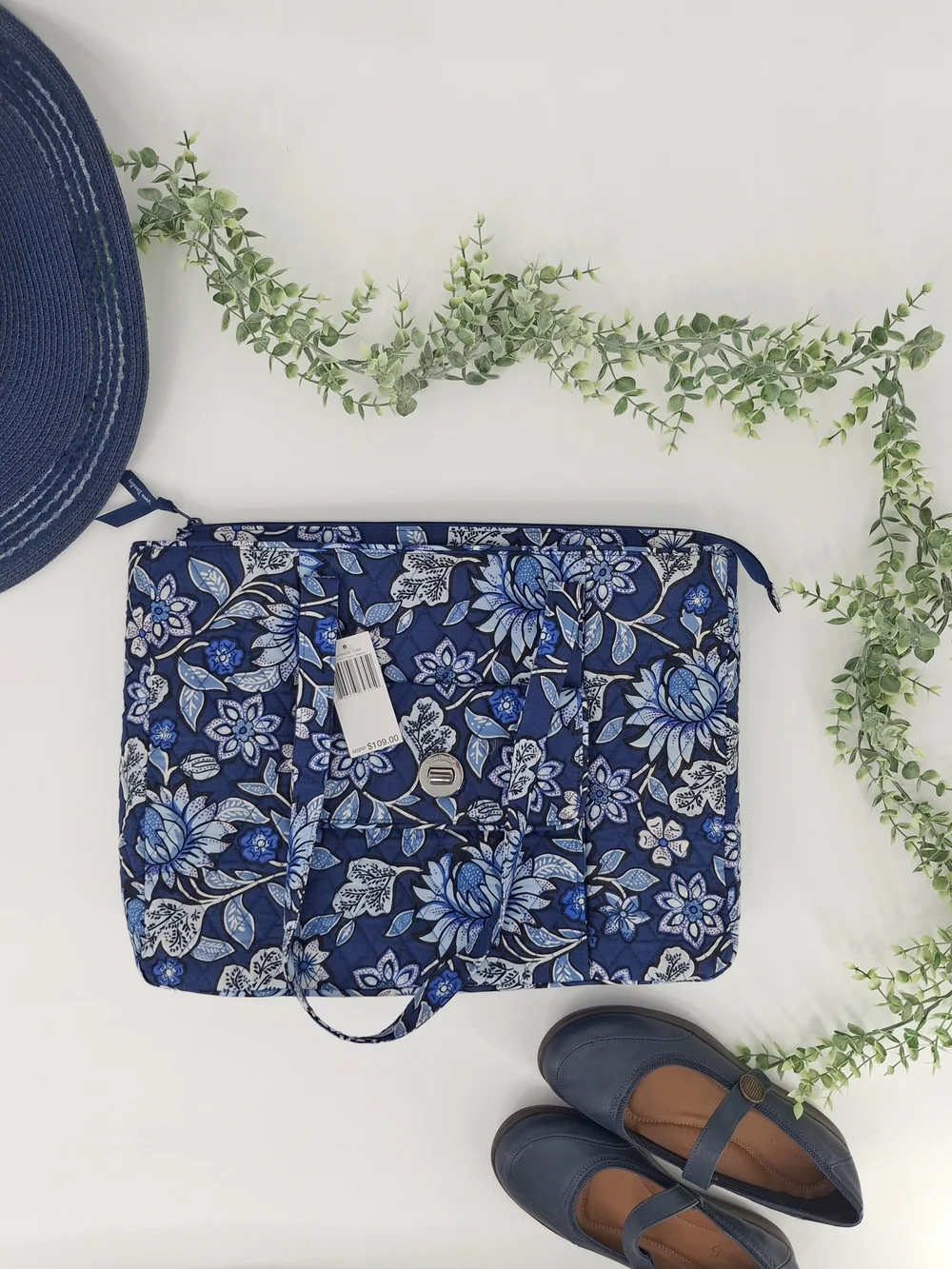 ✨NWT Vera Bradley Turnlock Tote Bag in Tropics Tapestry - Laptop Sleeve✨